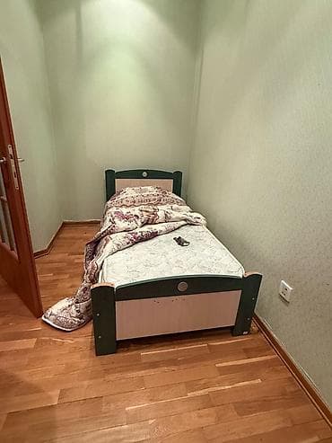 akvarium sifarisi: Carpayi 2eded istikbal 100azn biri 28may 0407 leli Tək nəfərlik — 1