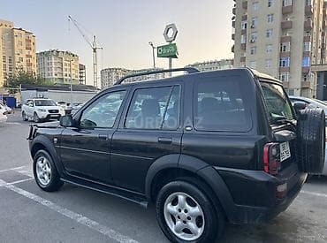 bmw e39 radiator: Land Rover Freelander, qara rəng, 5 qapı, 5 yerlik kompakt SUV. - — 6
