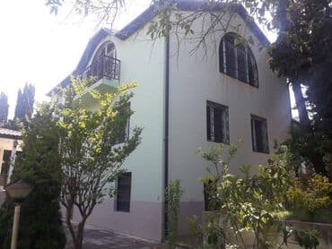 salyanda evlər: 15 otaq, 550 kv. m, Orta təmir — 3