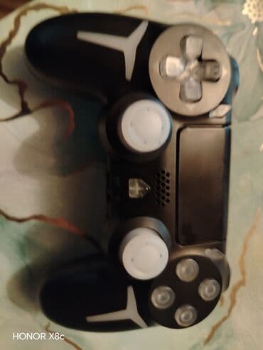 playstation 4 konsolları: Yenidi Whatsapp isleyir — 1