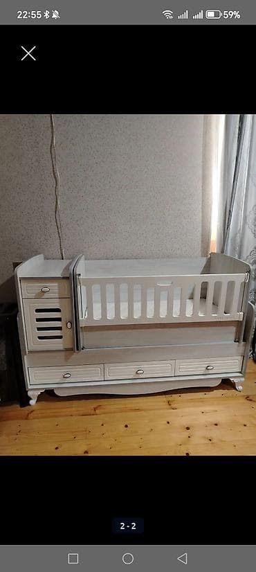 Oğlan və qız üçün, Dördbucaq, Beşik, Matras ilə, Yellənmə mexanizmsiz