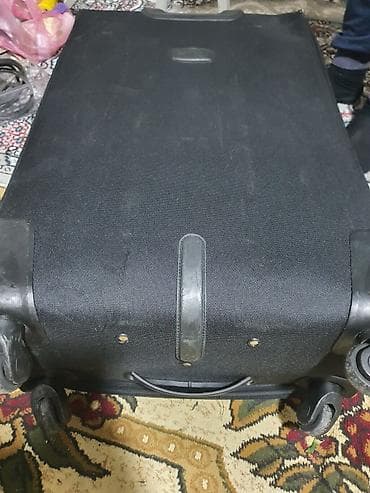 parca camadan: MGS markalı tək çamadan – böyük ölçülü, parça korpuslu, qara rəng. az — 4