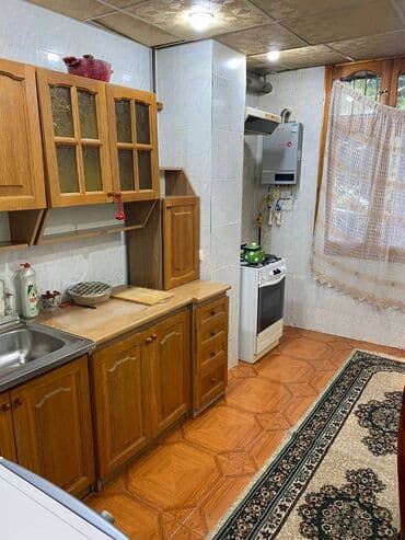 bina az musfiq qesebesi kohne tikili: Bakixanov gesebesi(Razin),252 nomreli mektebin yanı, Leningrad — 7