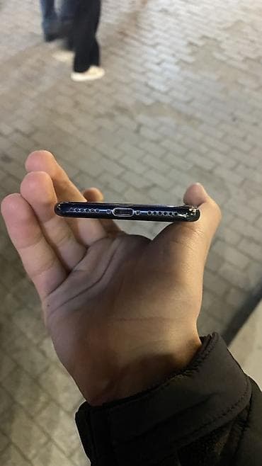 redmi en ucuz: IPhone 7, 32 GB, Qara, Barmaq izi — 4