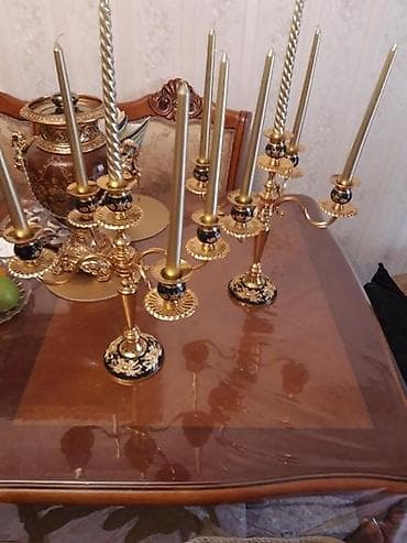 Şamdanlar: Qızılı və qara rənglərin kombinasiyasında klassik üslublu şamdan — 2