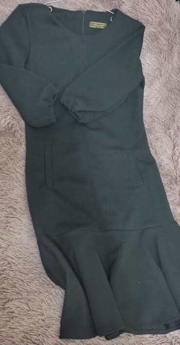 sade donlar: Qara sadə dondur. 1 dəfə (2-3 saat) geynilib. 30 azn-ə alınıb. Qolları — 5