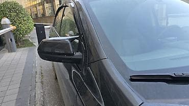masin salonlari: Chevrolet avtomobili üçün salon – sükan və mərkəzi konsol görünüşü — 3