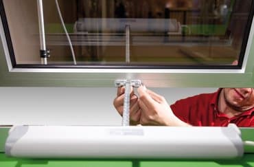 avtomatik darvazalar: Pəncərələrin avtomatik acılması üçün motorlar. Цепной привод для окон — 2