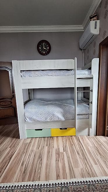 ortopedik dosek: *270 Azn* ikimərtəbəli çarpayı satılır. Yaxşı vəziyyətdədir. 2 ədəd — 1