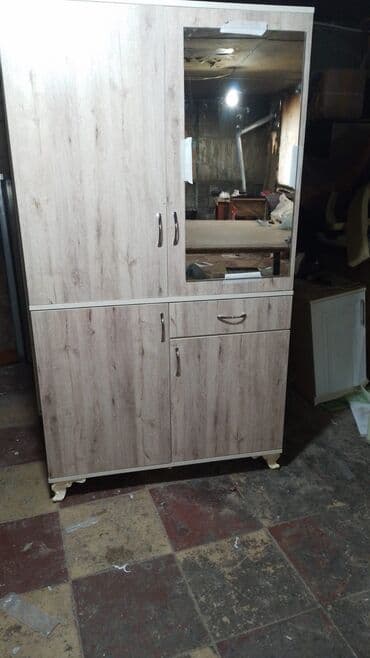 4 qapili dolab: Yeni, Açılan, 4 qapılı Düz dolab, Türkiyə — 12