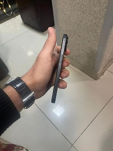 iphone 15 ikinci əl: IPhone 15, Qara — 4