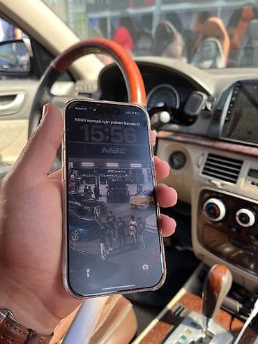 usb iphone: IPhone 16 Pro, 128 GB, Qızılı — 3