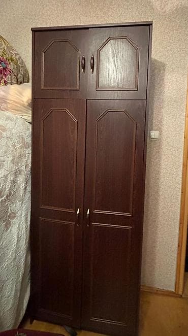 kiçik stol: Klassik üslubda qonaq otağı mebel dəsti - Material: tünd qəhvəyi — 2