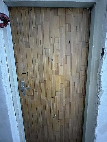 boya kataloqu: Daxili giriş qapısı – 2 ədəd - Material: metal karkaslı, hər iki — 2