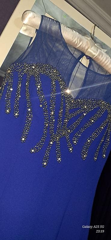 biserli paltar modelleri: Zərif axşam/libas - Rəng: parlaq kobalt mavi - Model: ayaqda açılan — 5