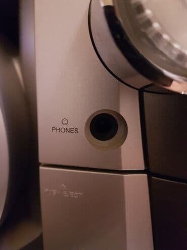 Avtoelektronika: 3 DVD changer musiqi mərkəzi. Hər bir funksiyası işlək vəziyyətdədir — 4