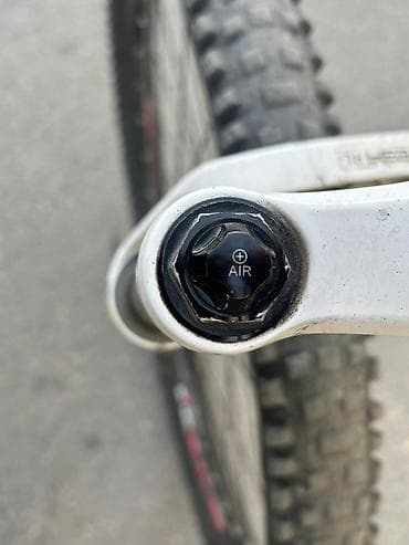 isma velosiped: Dirt/Street tipli dağ velosipedi - Çərçivə: Alüminium, qırmızı rəng — 8