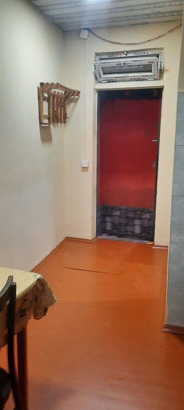 binəqədidə kirayə: 2 otaqlı. Biləcəri qəs. ploşadın yanı. Işləyən adamlara verilir — 3