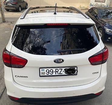 sirena motors: Kia Carens: 1.7 l | 2016 il Krossover — 2