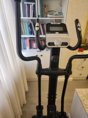 eliptik trenajor: Elliptik trenajor (velosiped+stepper hibridi) — 2