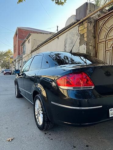 kombayn satisi: Fiat Linea: 1.6 l | 2013 il 190000 km Sedan — 3