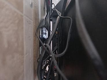 televizor 24 inch: Yeni Televizor Toshiba LED ekran 82" 8K (7680x4320), Ünvandan götürmə — 3