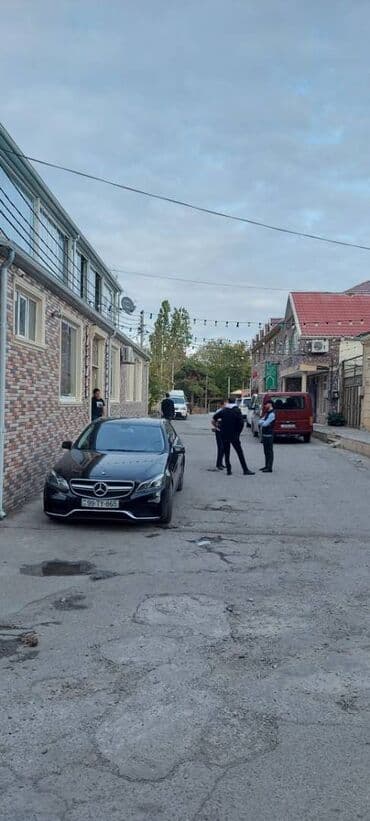 obyekt satılır tecili: Stansiya Razində, yaşayış məntəqələrinin əhatəsində 200 kv sahəsi olan — 4