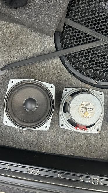 Bmw dinamiki 40w Məhsul: Orijinal BMW/Nokia Audio Electronics ön qapı — 1