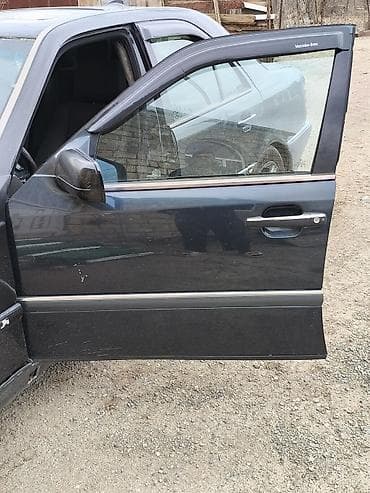 mercedes c 230: Mercedes-Benz W202 (C-Class) — 1