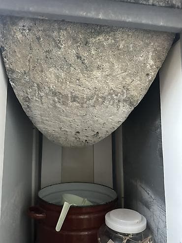 tibbe aid sekiller: Beton su çəni (balkon üçün), üstü qapaqlı dolab daxil. 1930-1940 ci — 3