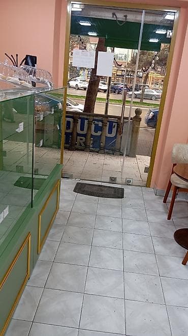 kirayə kafe və restoranlar: İcarəyə verilir Obyektin xüsusiyyətləri: - Hazır interyer: açıq rəng — 3