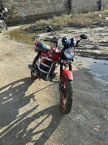 moto kuryer: Tufan — 1