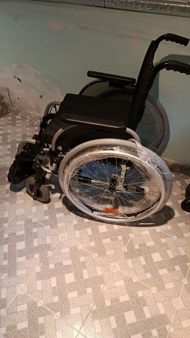 tibbi alətlərin satışı: 2 ədəd iç ve çöl üçün var. Meyra manual əlil arabası və qoltuqaltı — 10