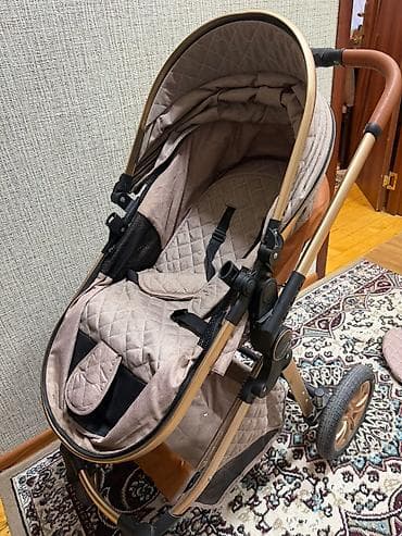 Klassik gəzinti arabası