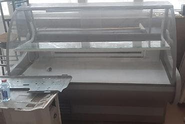 Avadanlığın icarəsi: Vitrin soyuducusu 650 azn❗tam işləkdir çox az istifadə olunub.Ünvan — 1