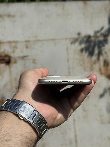 telefon barter: IPhone 11, 64 GB, Ağ, Face ID — 4