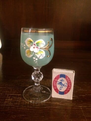 şüşə banka istehsalı: Qədəhlər — 2