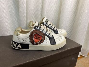 Krossovka, Qız üçün, 30