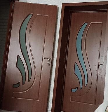 qapi plastik: 2 ədəd qapı satılır yaxşı veziyyetdedr evde təmir gedəcəyinə göre — 1