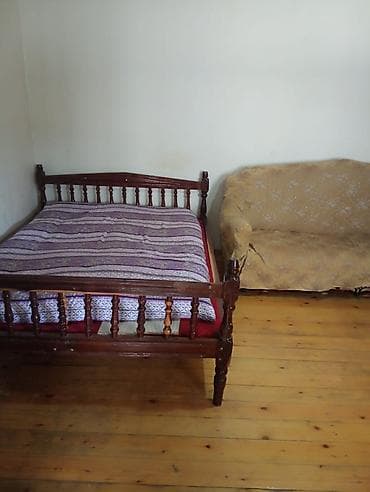 gence kiraye evler: Kirayə verilir normal vezyetde Otaqdır 1 neferlık180 azn — 3