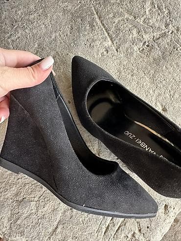 Digər ayaqqabılar: Ölçü: 35.5, rəng - Qara, Yeni — 2