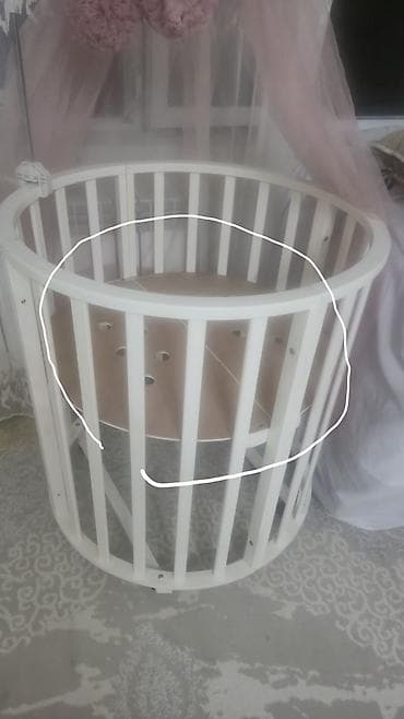 Uşaq beşiyi – çevrilə bilən, yumru/oval model - Material: ağ rəngli — 2