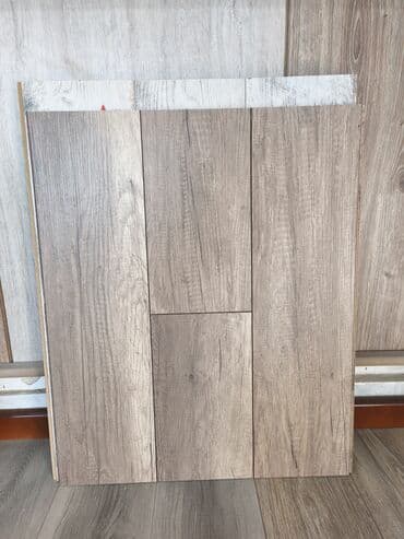 laminat mebel: Məhsul: Laminat döşəmə paneli - Dizayn: Təbii palıd teksturasına — 1