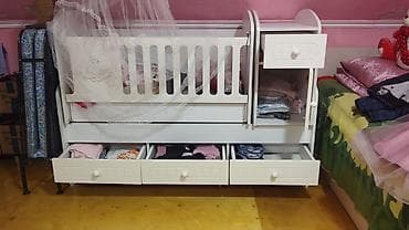 mebel dolab: Oğlan və qız üçün, İşlənmiş, Dördbucaq, Beşik, Dəst ilə, Matras ilə, Yellənmə mexanizmsiz — 2