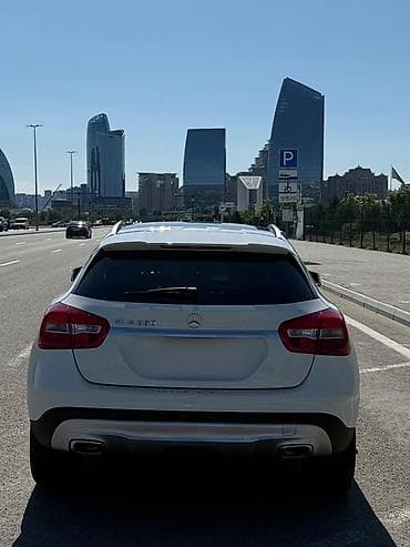 diffuser satisi: Mercedes-Benz GLA 250 İdel Vəziətdədi Vaxtı Vaxtnda Quluq Olunub Real — 5