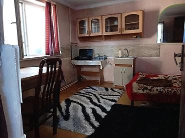 Ev 59 saylı tam orta məktəbin yanında yerləşir 1 otaqdı 1 nəfərə