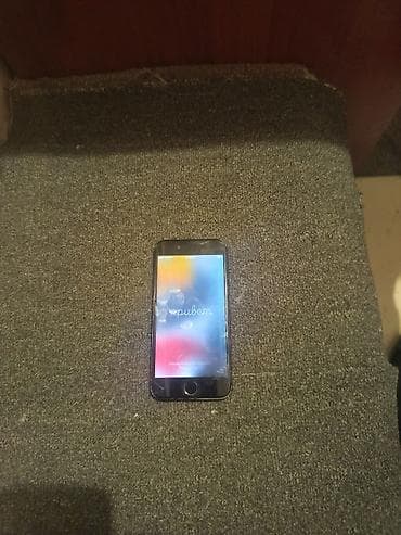 ayfon 4 kameralı: IPhone 7, 128 GB, Qara, Qırıq — 5