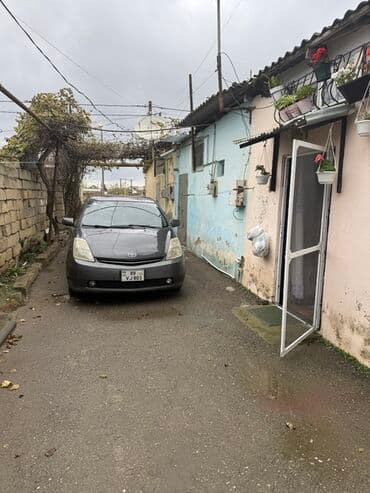 ehmedli neapol dairesi: Satılır: həyət evi - Plan: 2 otaq, mətbəx, geniş zal, sanitar qovşaq — 1