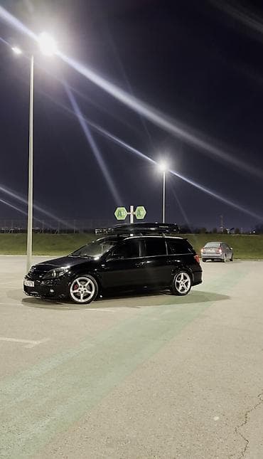 t 28 traktor satisi: Patchline baqaj satılır.isvecden gəlib orginal Thule duqaları ilə — 6