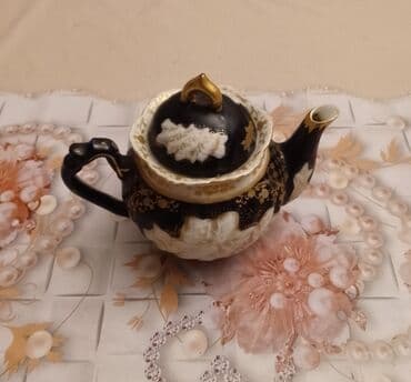 Daewoo: Dekorativ Bəzəkli Farfor 1 Litr Həcmli Porselen Çaydan. - — 2